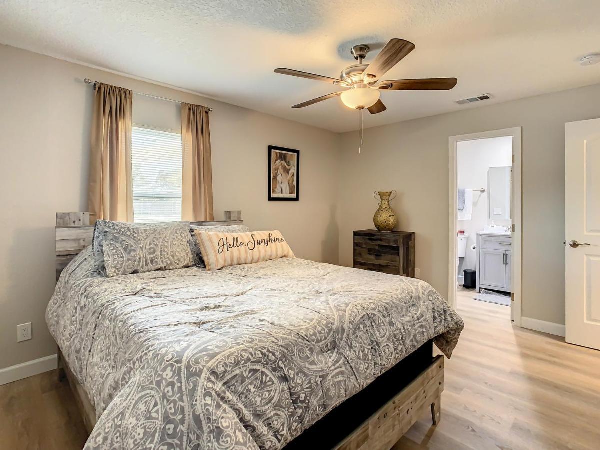 Villa Crown Jewel Of Clearwater 10-15 Min To Beach 5 Min To St Pete Airport Exterior foto